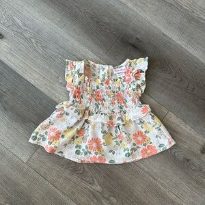 4/20$ Little Lass Floral Baby Top size 12 months